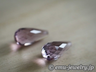 シャンデリアの様な華やかさを持った特別なアメシスト。