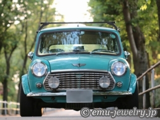 クラシック・ミニが車検から帰ってきました。