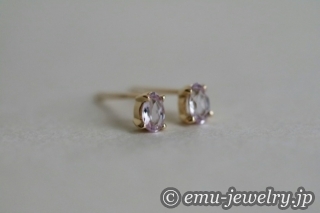 普段使いするジュエリーだからこそ、着け心地の良さを追及したい。