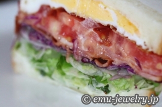 吉祥寺『Merci/メルシー』オムカツサンド・スモークサーモンとアボカドのサンド・B.L.T.サンド