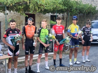 フランスの自転車ロードレースで息子が再びポディウムに立ちました。