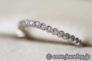 「シンプルだけど他と違うものが欲しいんです。」